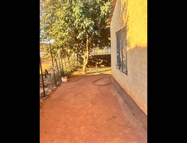 2 BEDROOM HOUSE FOR SALE IN SOSHANGUVE SOUTH